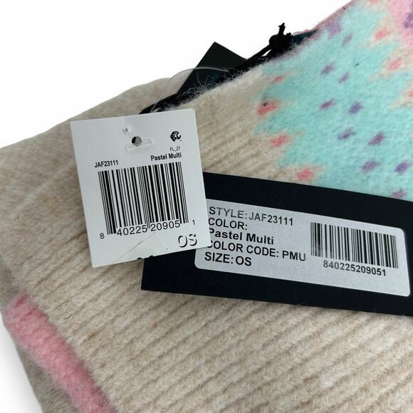 NEW Jocelyn Brand Scarf & Hat Set Pastel Winter Fair Isle Print Wool Blend NWT - Picture 13 of 16